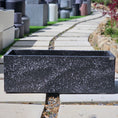 Load image into Gallery viewer, Matera rectangular de concreto negra con gris para jardín – Concrete Decor