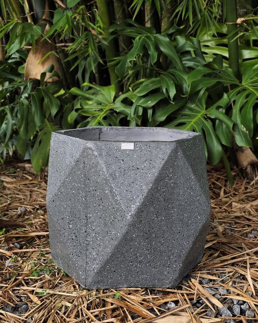 Matera de concreto con diseño exagonal, estilo moderno – Concrete Decor