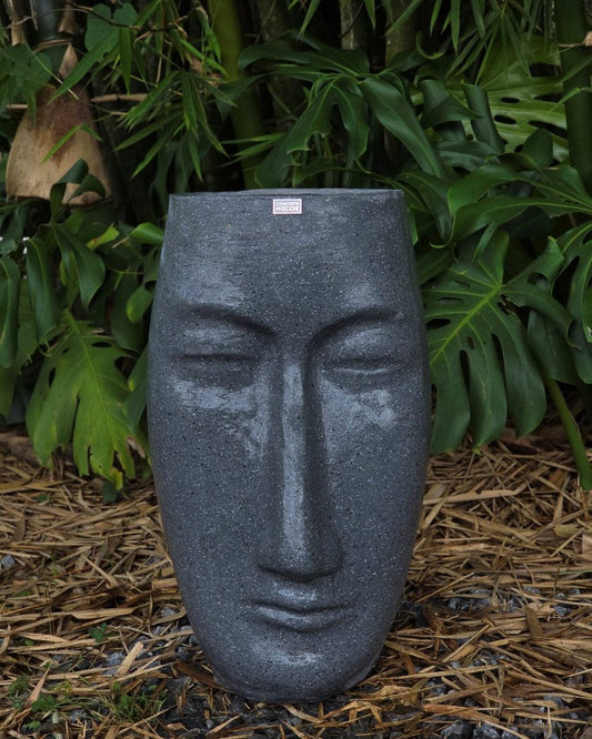 Matera De Cemento Con Cara